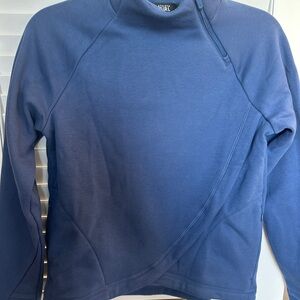 Athleta Girl Navy Sweatshirt - Size M 8/10 - Like New